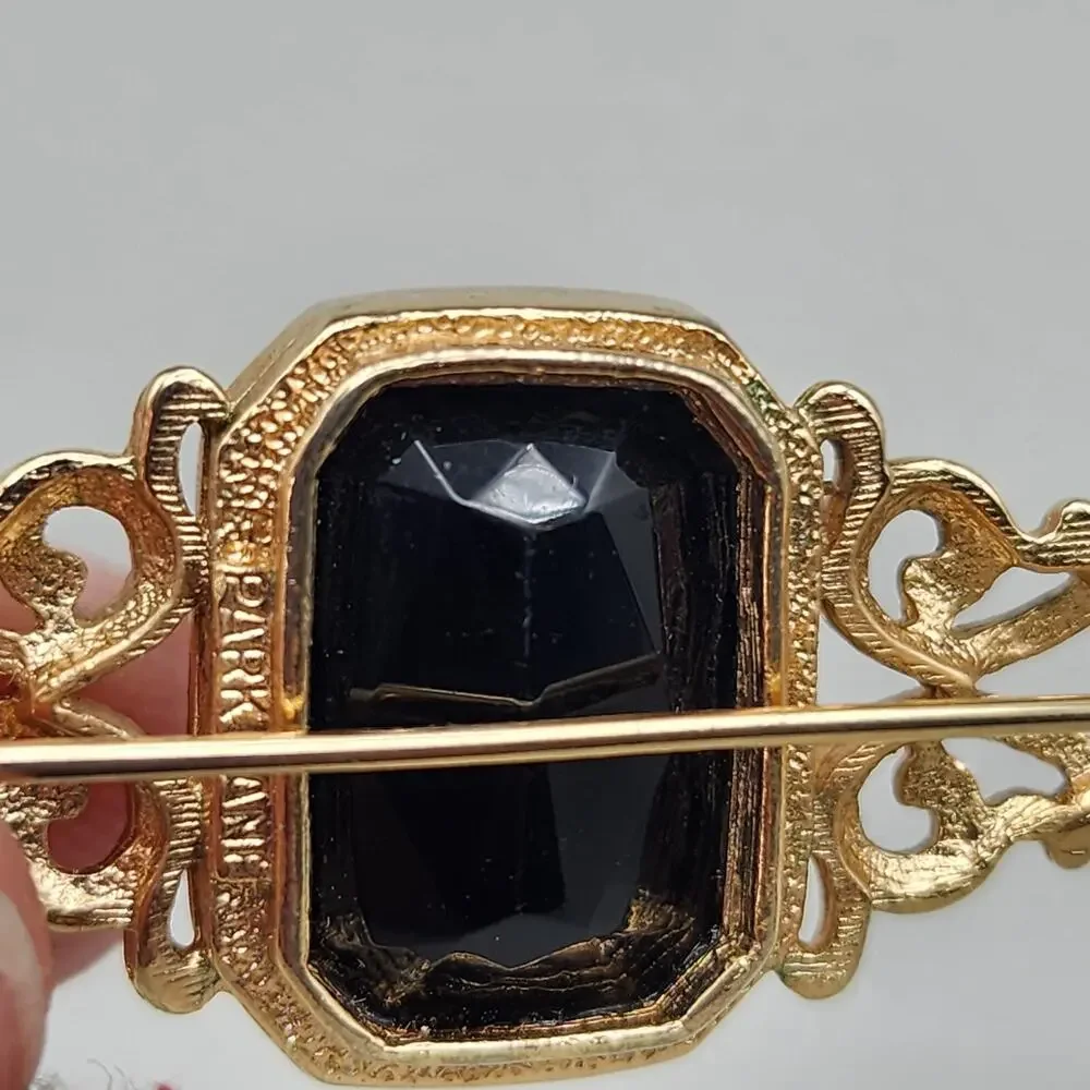 Vintage Park Lane Bar Brooch Signed 2” Gold Tone Black Faux Stone Pin Jewelry
